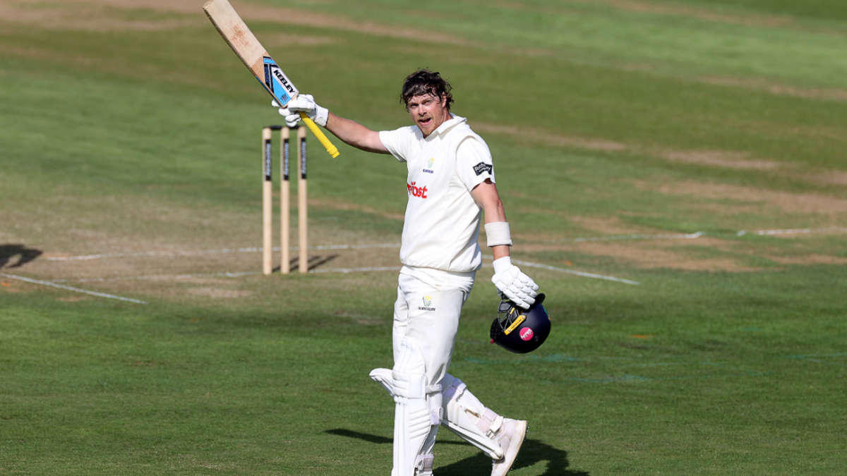 Wells resists but Glamorgan in sight after Northeast, Carlson hundreds