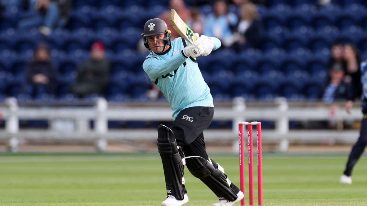 Surrey get off the mark as England stars come to the party in Cardiff
