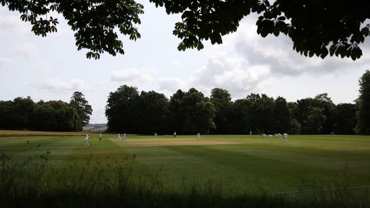 In green Arundel, Zimbabwe quietly help neigbours SA tune up for their biggest Test