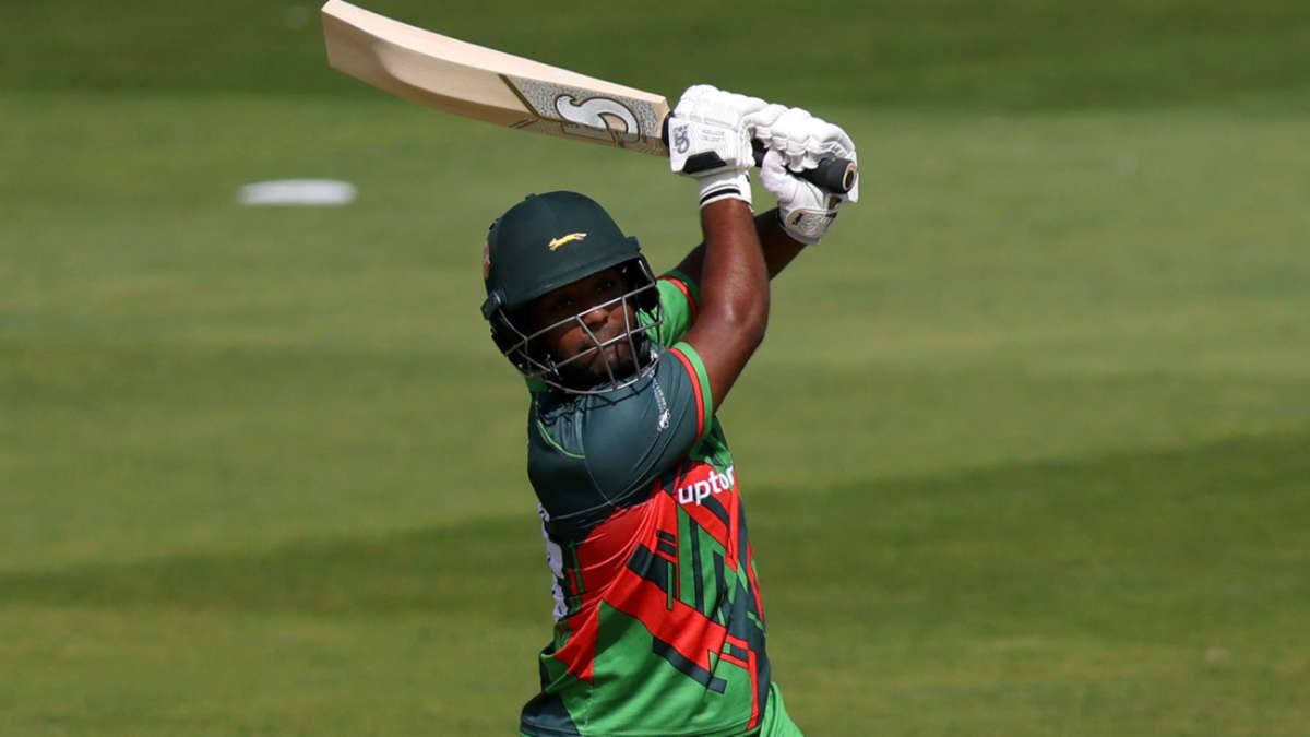 Rehan Ahmed runs the show as Leicestershire maintain top-four push