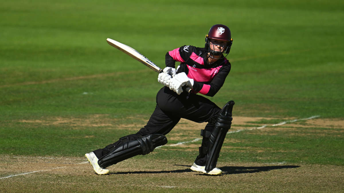 Wilson, Wellington combine for Somerset's first win