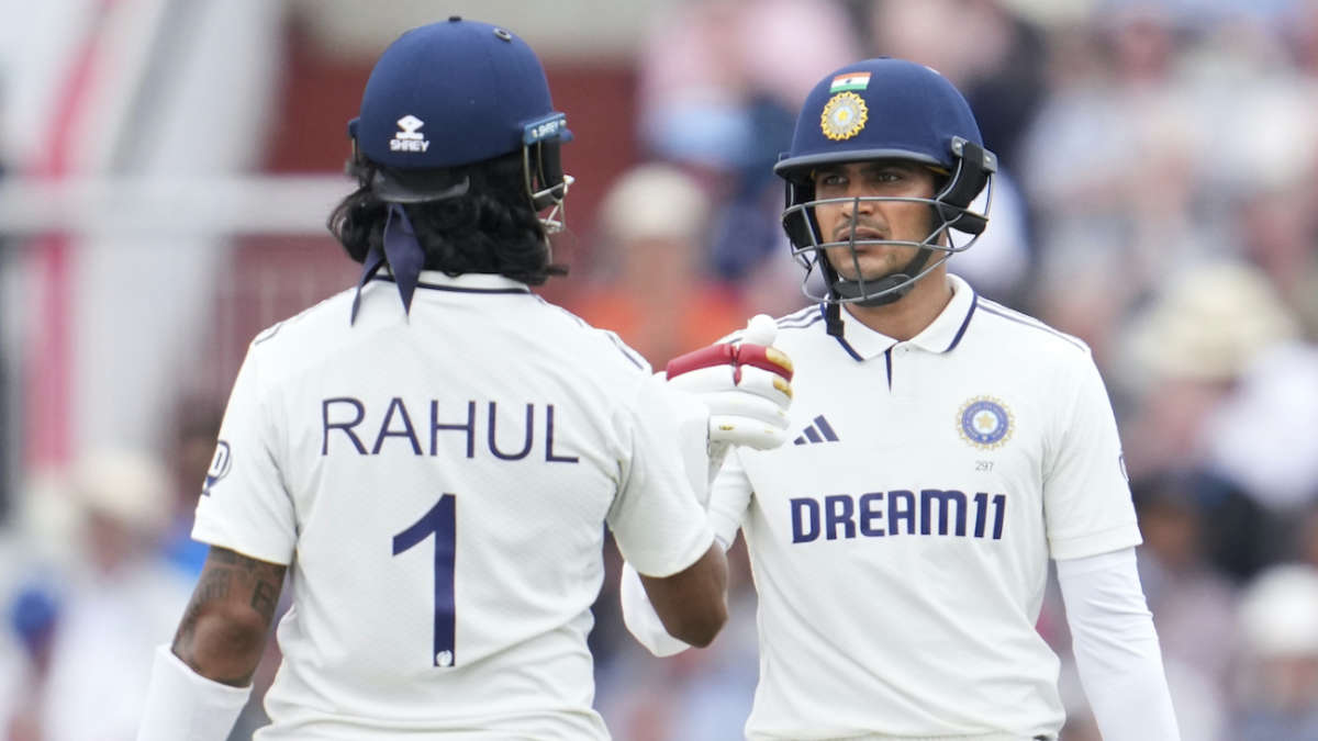 GIll, Rahul keep India alive and kicking through wicketless session