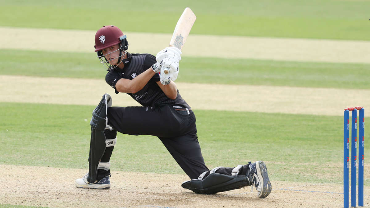 Vaughan's maiden century puts seal on Somerset rout 