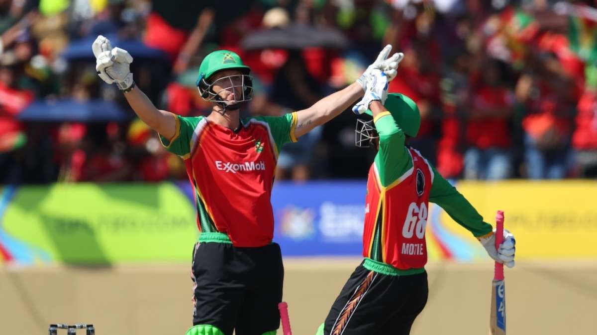Sampson 76, Pretorius' last-ball six power Warriors into playoffs