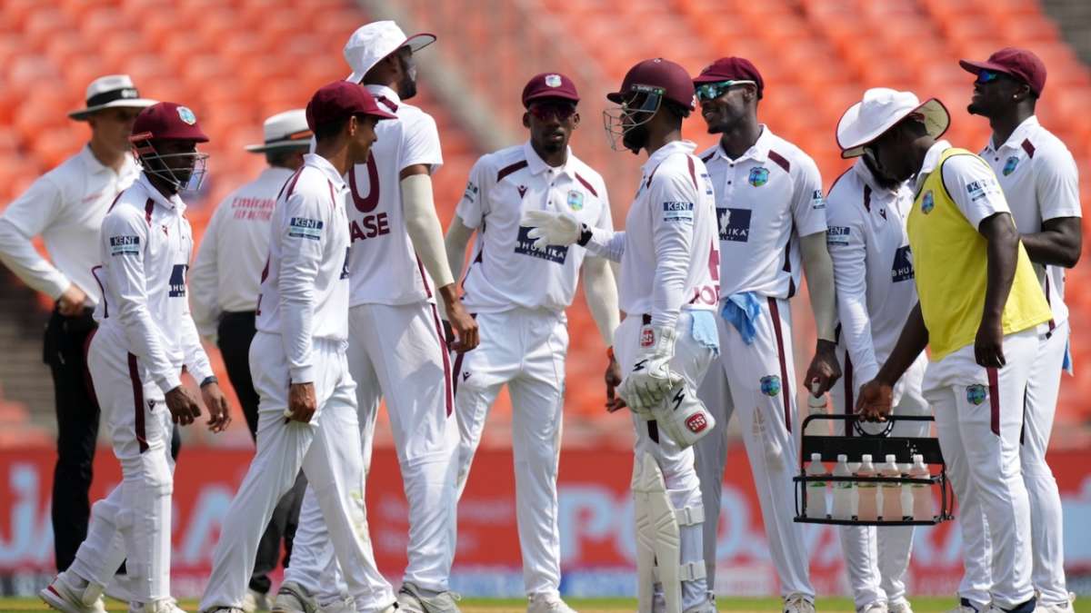 Lara urges West Indies players to 'find a way'