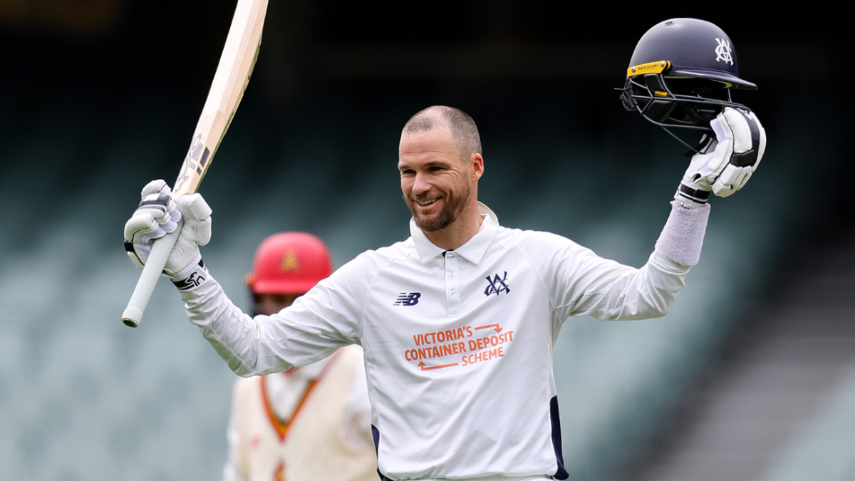 Handscomb ton and Warren's three put pressure on South Australia