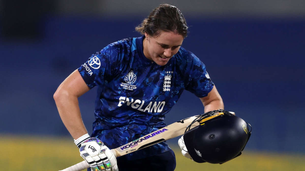 'For Theo' - a century for Sciver-Brunt, a celebration for the Sciver-Brunts