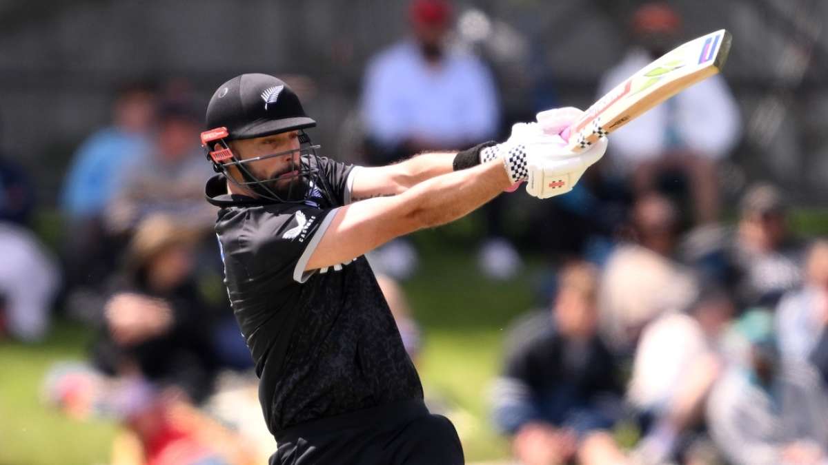 Live - Onus on Mitchell as NZ look to shift gears