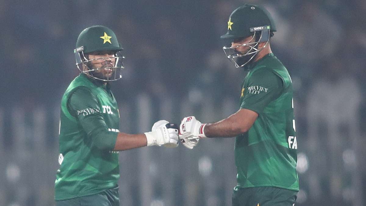 Fakhar, Nawaz earn Pakistan first points in tri-series opener