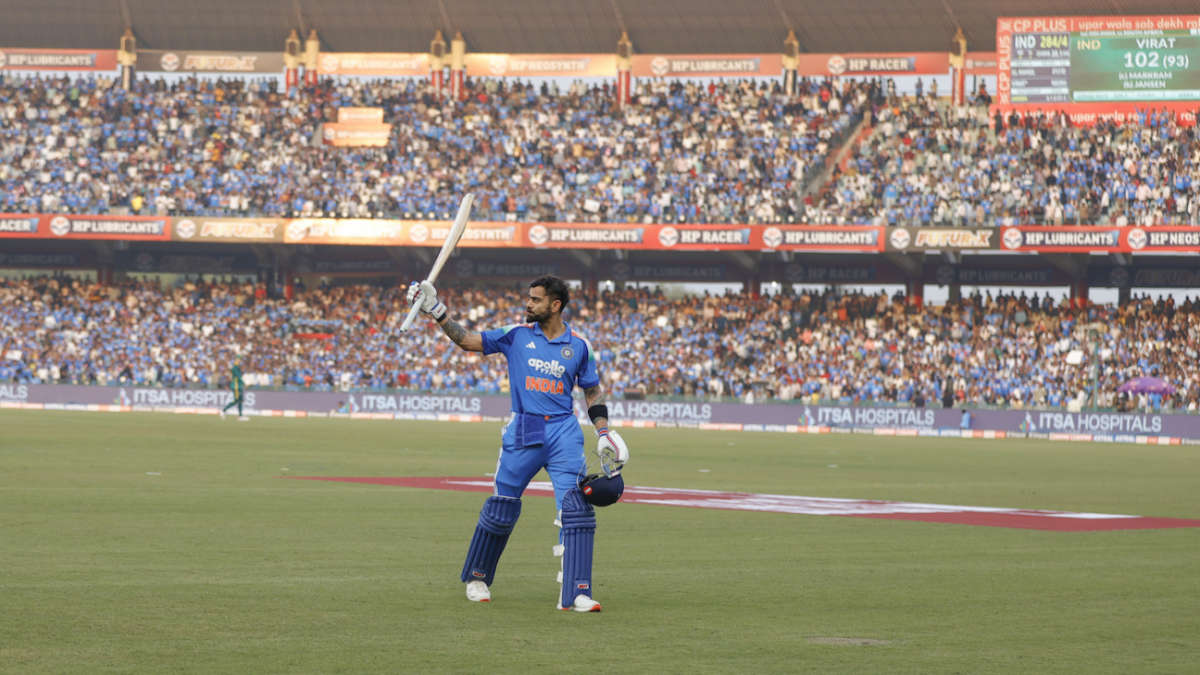 Live - Kohli, Gaikwad tons lift India to 358