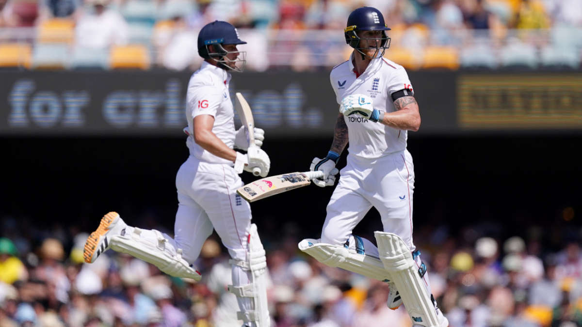 Live - Stokes, Jacks chip away at England deficit