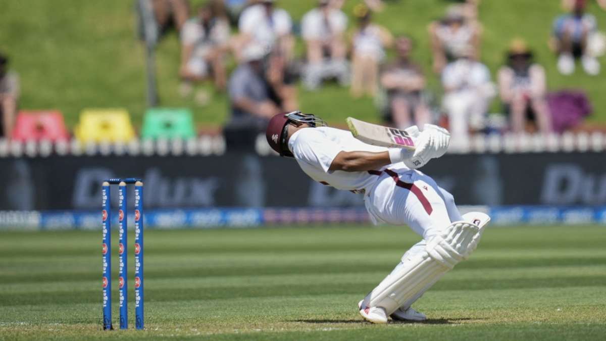 Live - Tickner four-for leaves WI in trouble