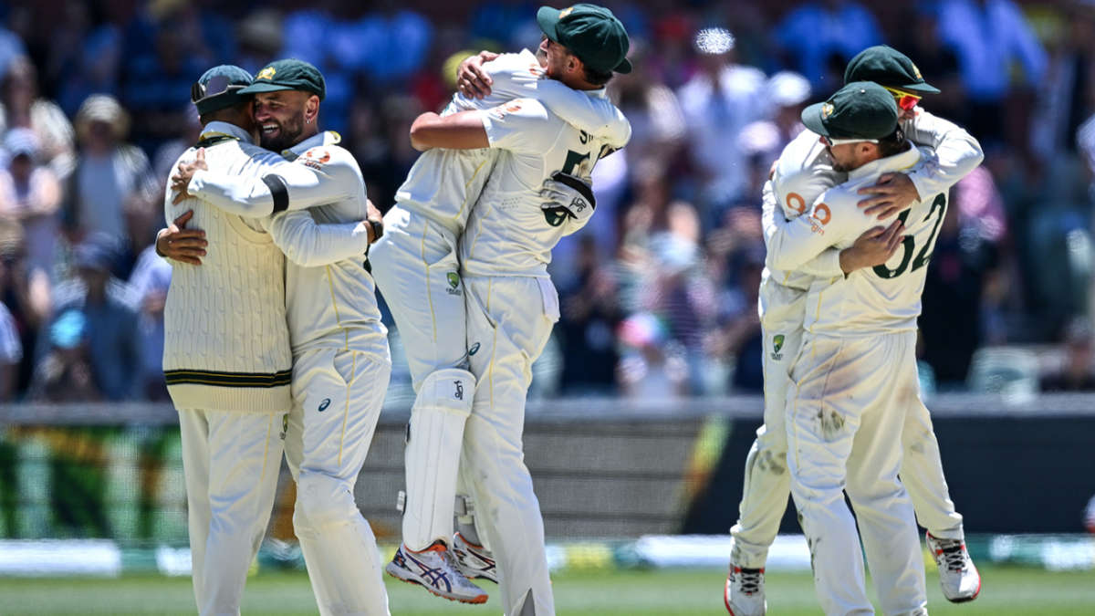 No miracle for England as Australia retain Ashes in 11 days