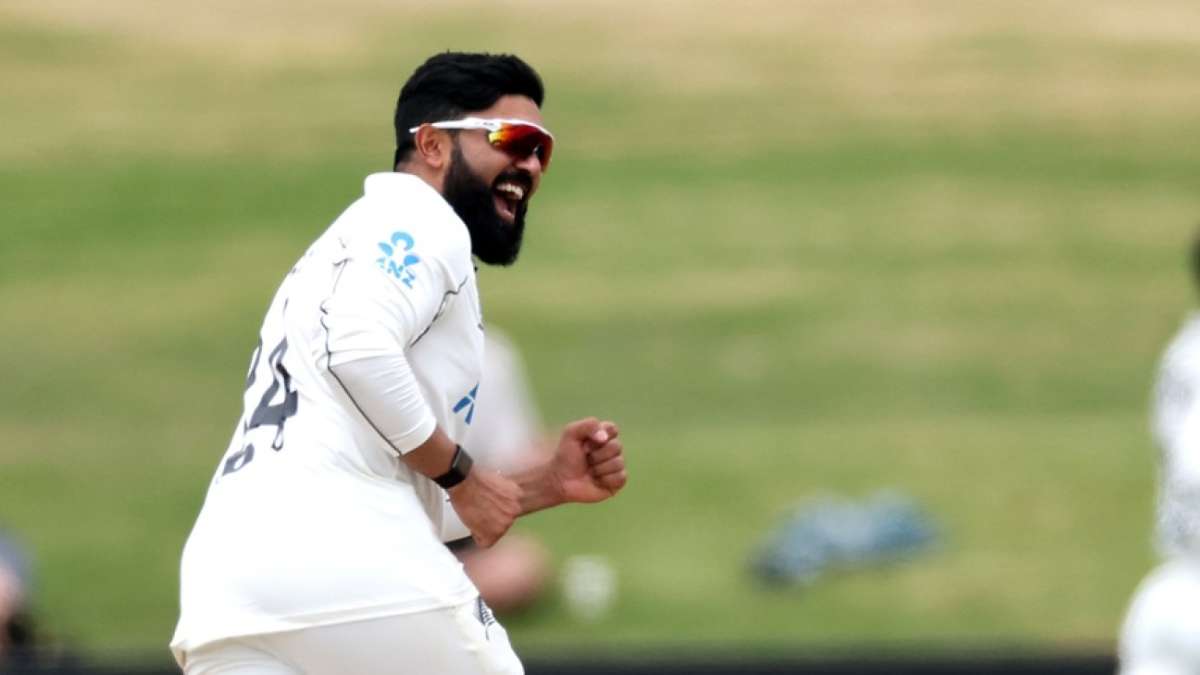 Live - Duffy and Ajaz strike as WI lose three in quick time