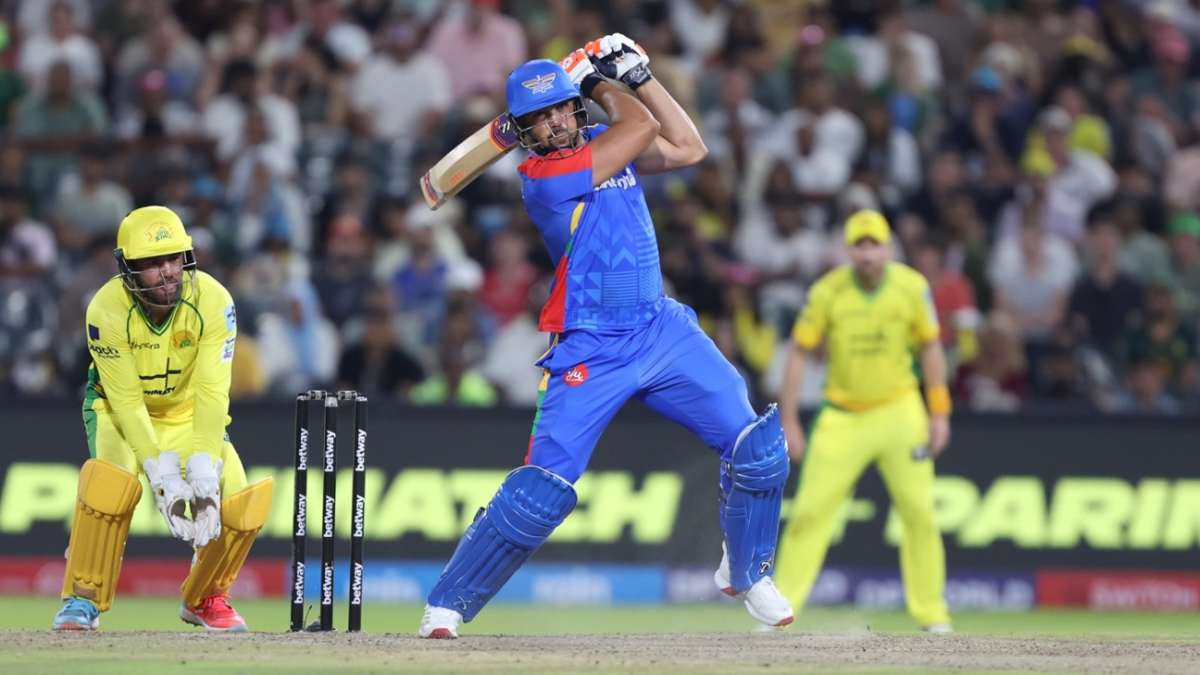 Live - Jones run-out in thrilling finish to 206 chase