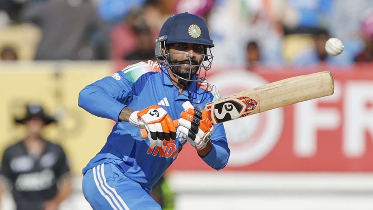 Live - Rahul, Jadeja rebuild on slow pitch