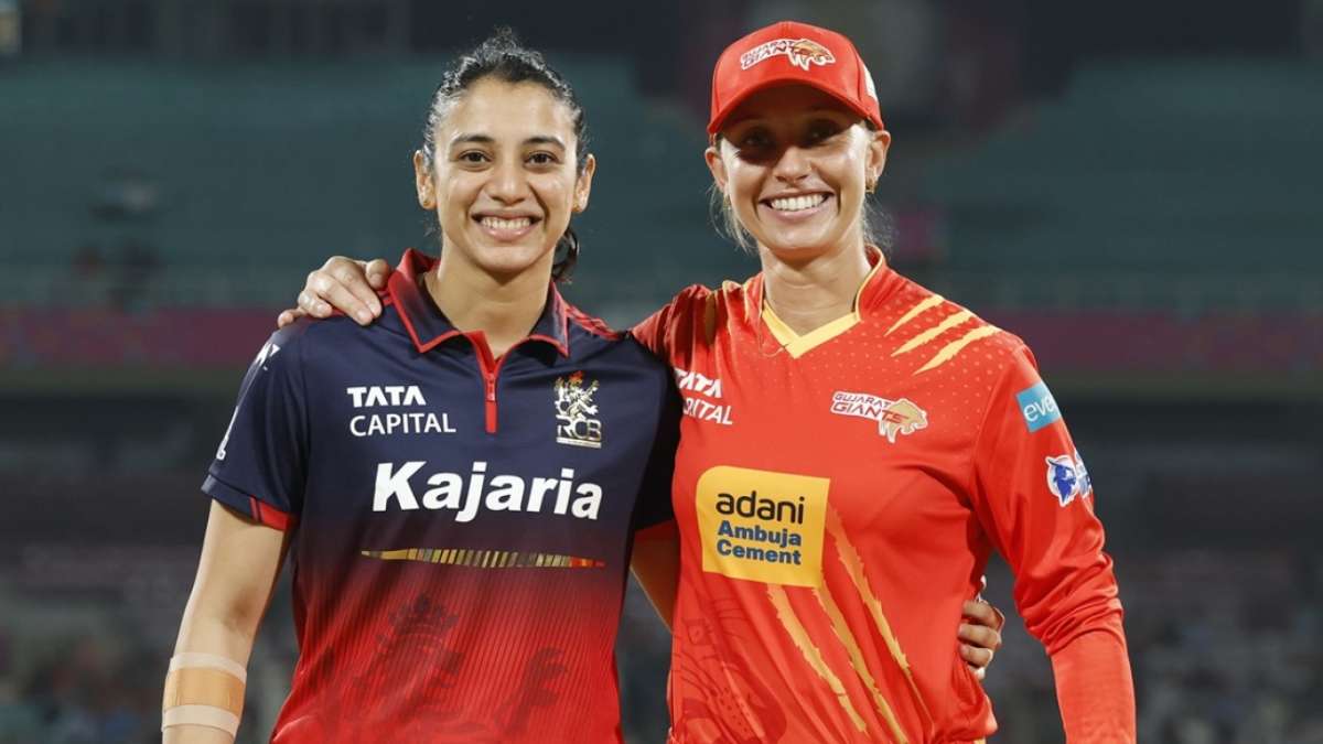 Gujarat Giants opt to bowl against RCB, hand debut to Shivani Singh