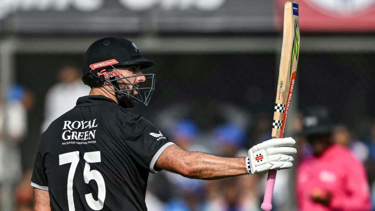 Live - Mitchell brings up fifty as NZ get back on track