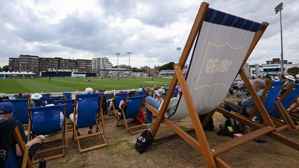 Sussex board face calls to resign after ECB intervention