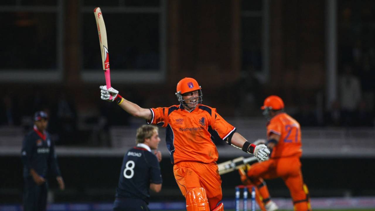 Edgar Schiferli leaps for joy as he seals Netherlands' dramatic last-ball win, England v Netherlands, ICC World Twenty20, Lord's, June 5, 2009