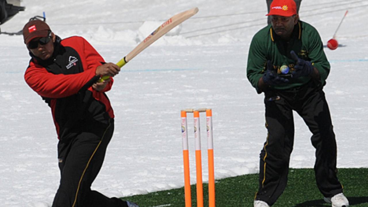Ajay Jadeja looks for maximum, Interlaken, August 15, 2009