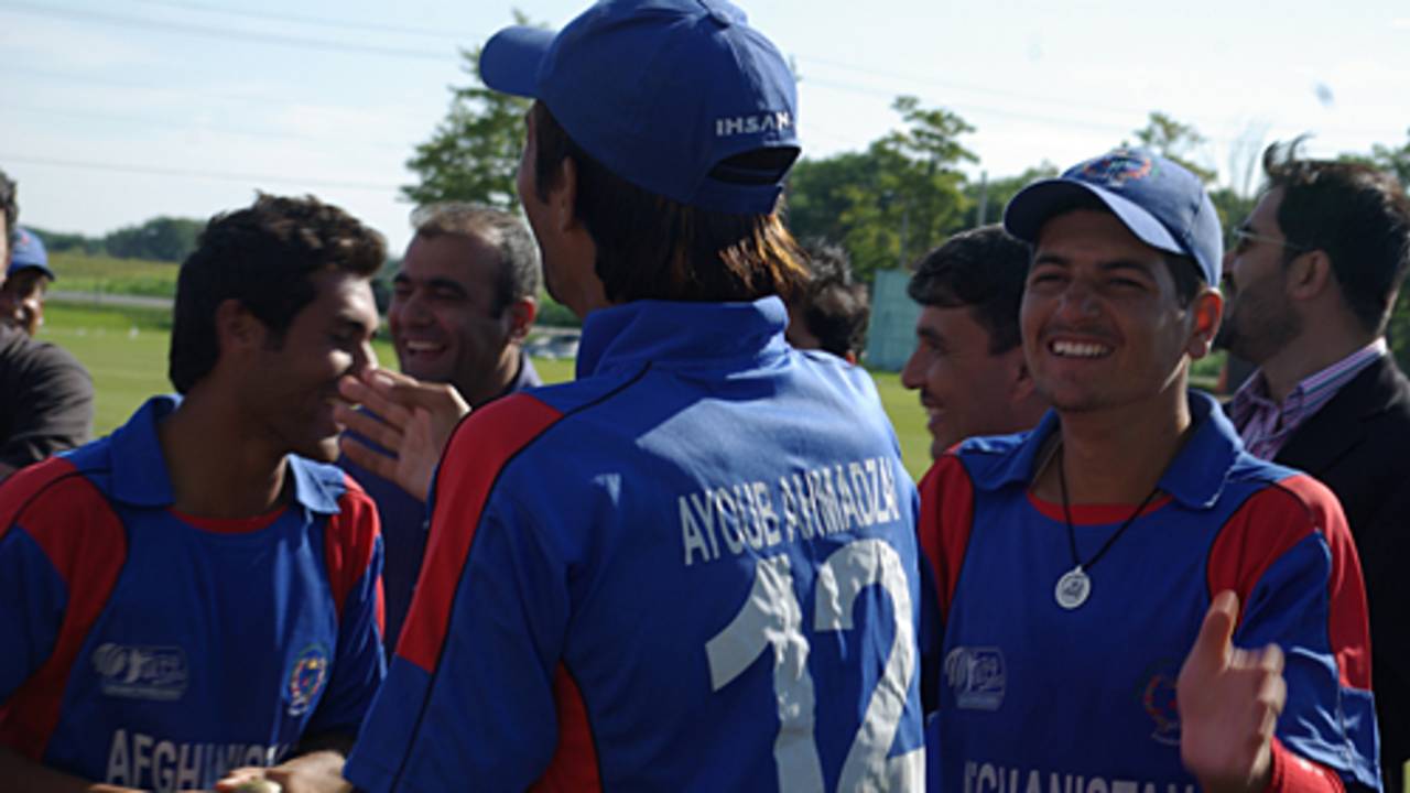 Ayoub Ahmadzai is congratulated after being named the Man of the Match, Afghanistan U-19s v Netherlands U-19s, ICC Under-19 World Cup Qualifier, King City, September 10, 2009