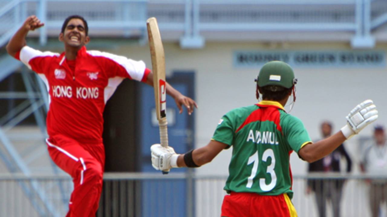 Aditya Kanthan grabs the wicket of Anamul Haque at McLean Park, Napier