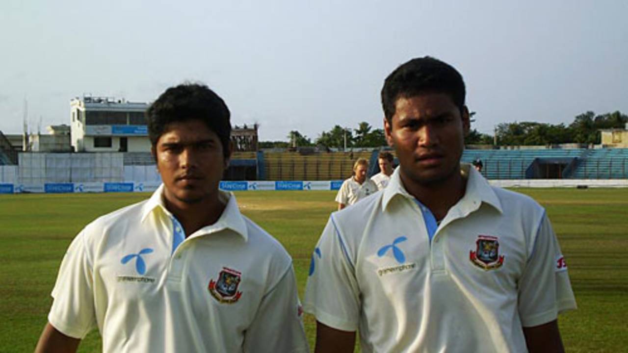 Emon Ahmed and Subashis Roy walk off after saving Bangladesh A the game
