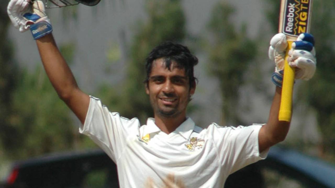 Iqbal Abdulla celebrates his maiden first-class century, Mumbai v Saurashtra, Mumbai, Ranji Trophy Super League, 2nd day, November 2, 2010