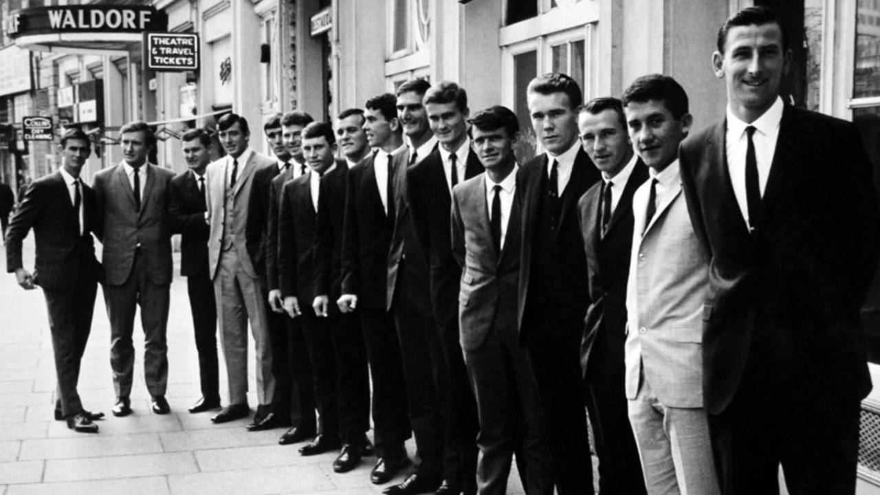The 1968 Australian team in London (from right to left): Bill Lawry, Brian Taber, Doug Walters, Les Joslin, John Gleeson, Ashley Mallett, David Renneberg, John Inverarity, Eric Freeman, Ian Chappell, Neil Hawke, Paul Sheahan, Alan Connolly, Bob Cowper, Graham McKenzie and Ian Redpath