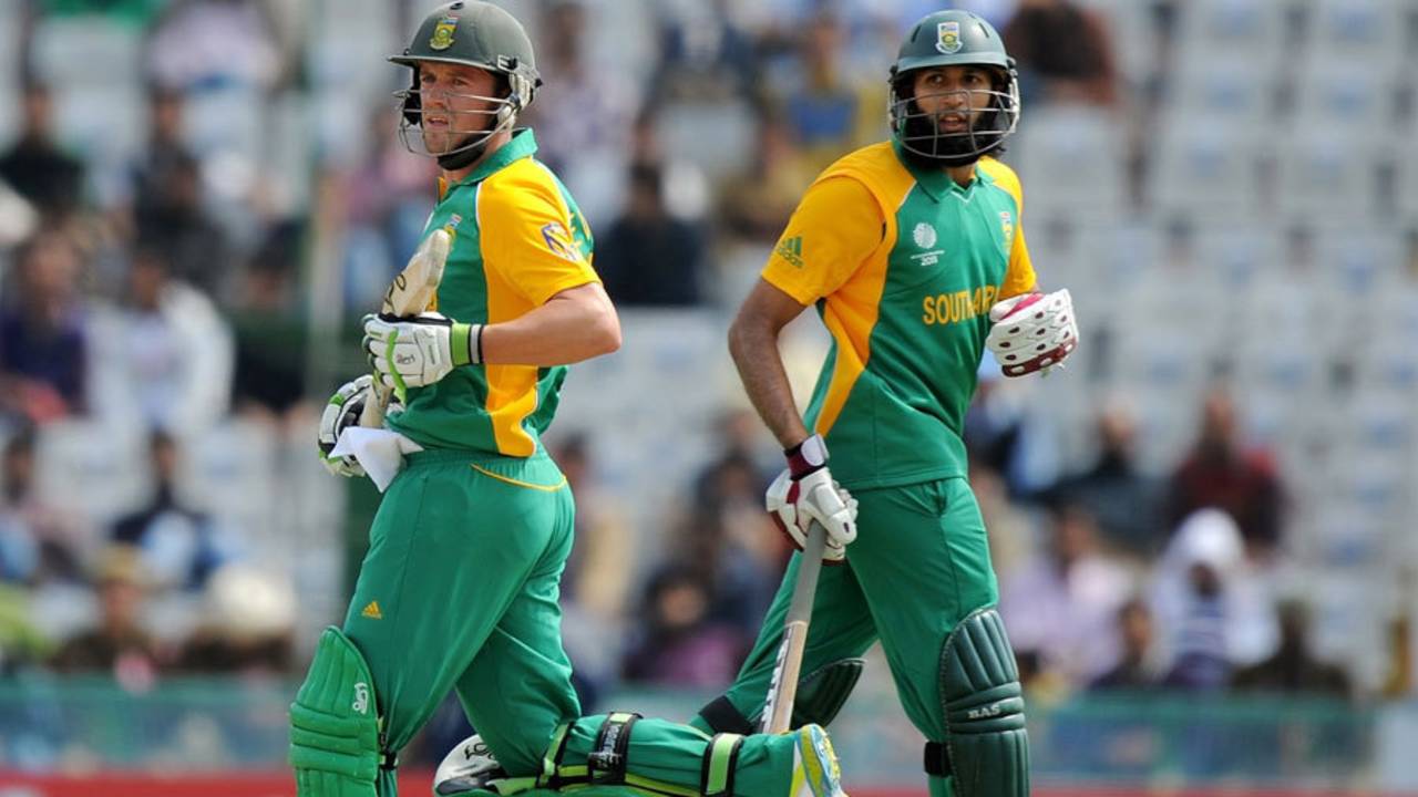 AB de Villiers and Hashim Amla were among the batsmen who played the lowest percentage of dot balls&nbsp;&nbsp;&bull;&nbsp;&nbsp;AFP