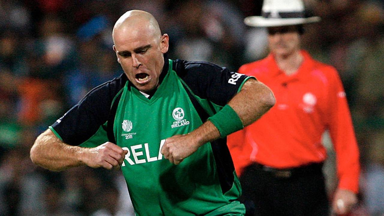 Trent Johnston does the chicken dance, India v Ireland, Group B, World Cup 2011, Bangalore, March 6, 2011