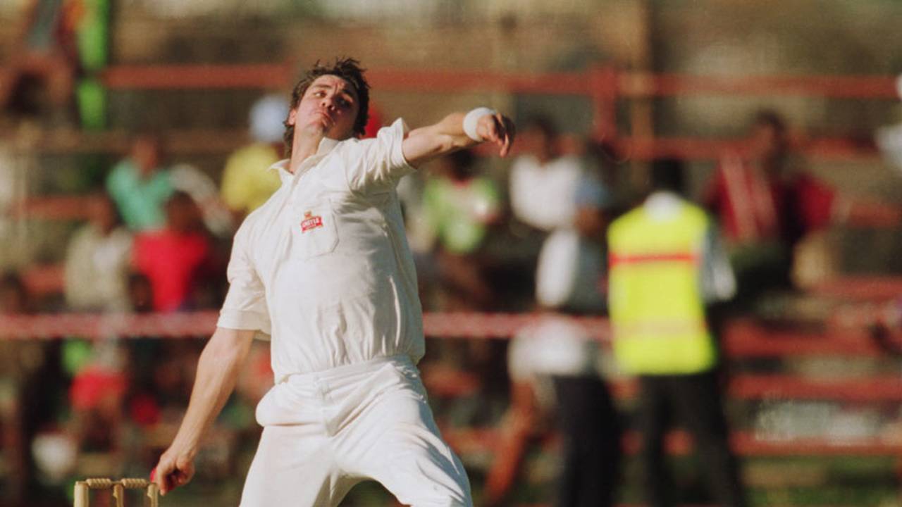 Meyrick Pringle bowls in a tour game, South African Invitational XI v England, 1st day, Soweto, October 27, 1995