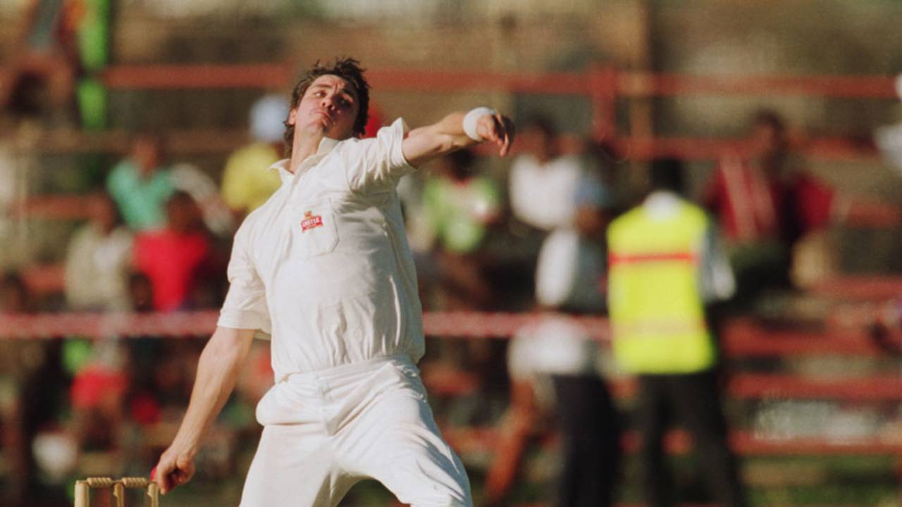Meyrick Pringle bowls in a tour game, South African Invitational XI v England, 1st day, Soweto, October 27, 1995