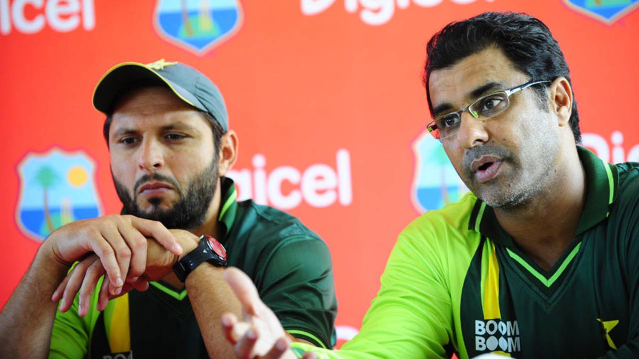Shahid Afridi and Waqar Younis at a press conference, St Lucia, April 20, 2011