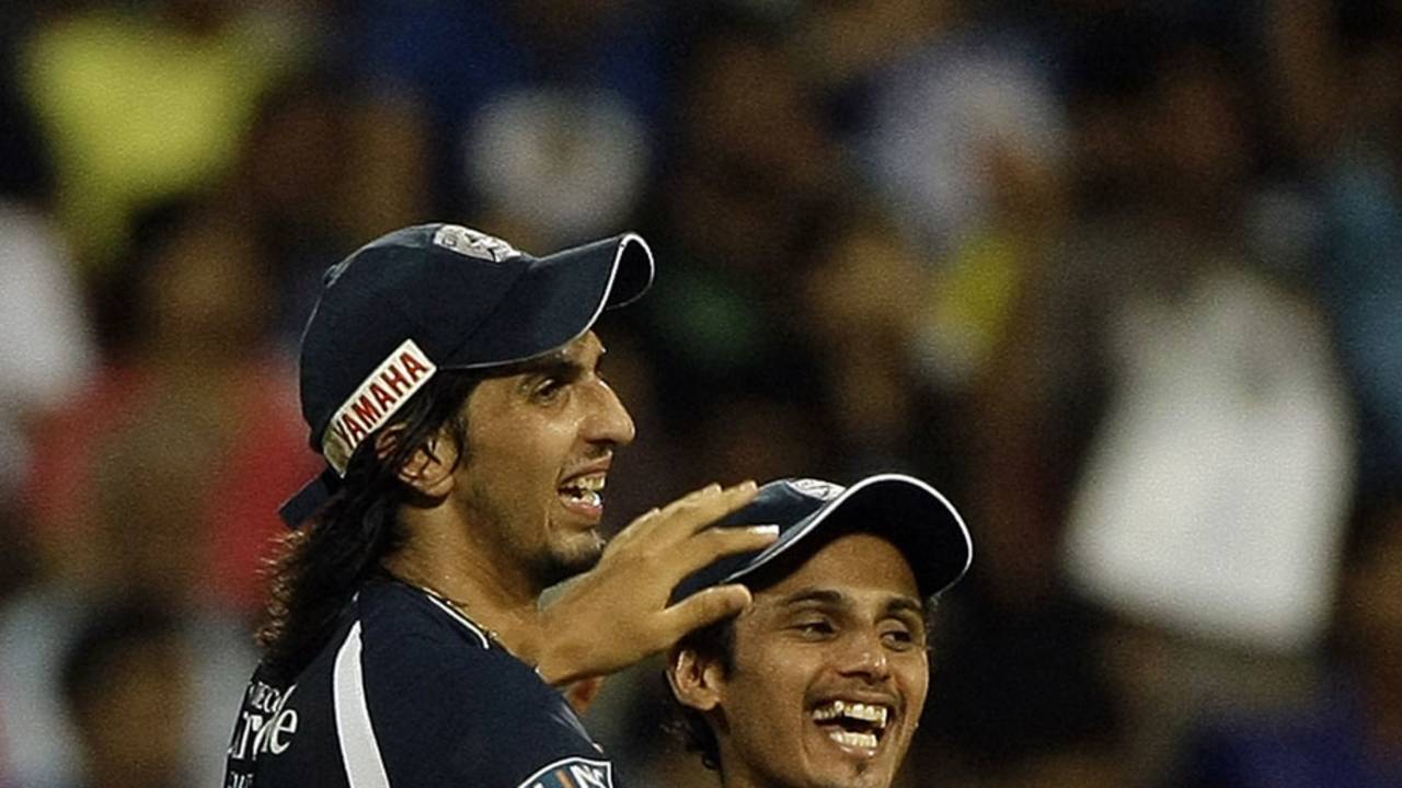 Ishant Sharma took a catch to send Andrew Symonds back, Mumbai Indians v Deccan Chargers, IPL 2011, Mumbai, May 14, 2011