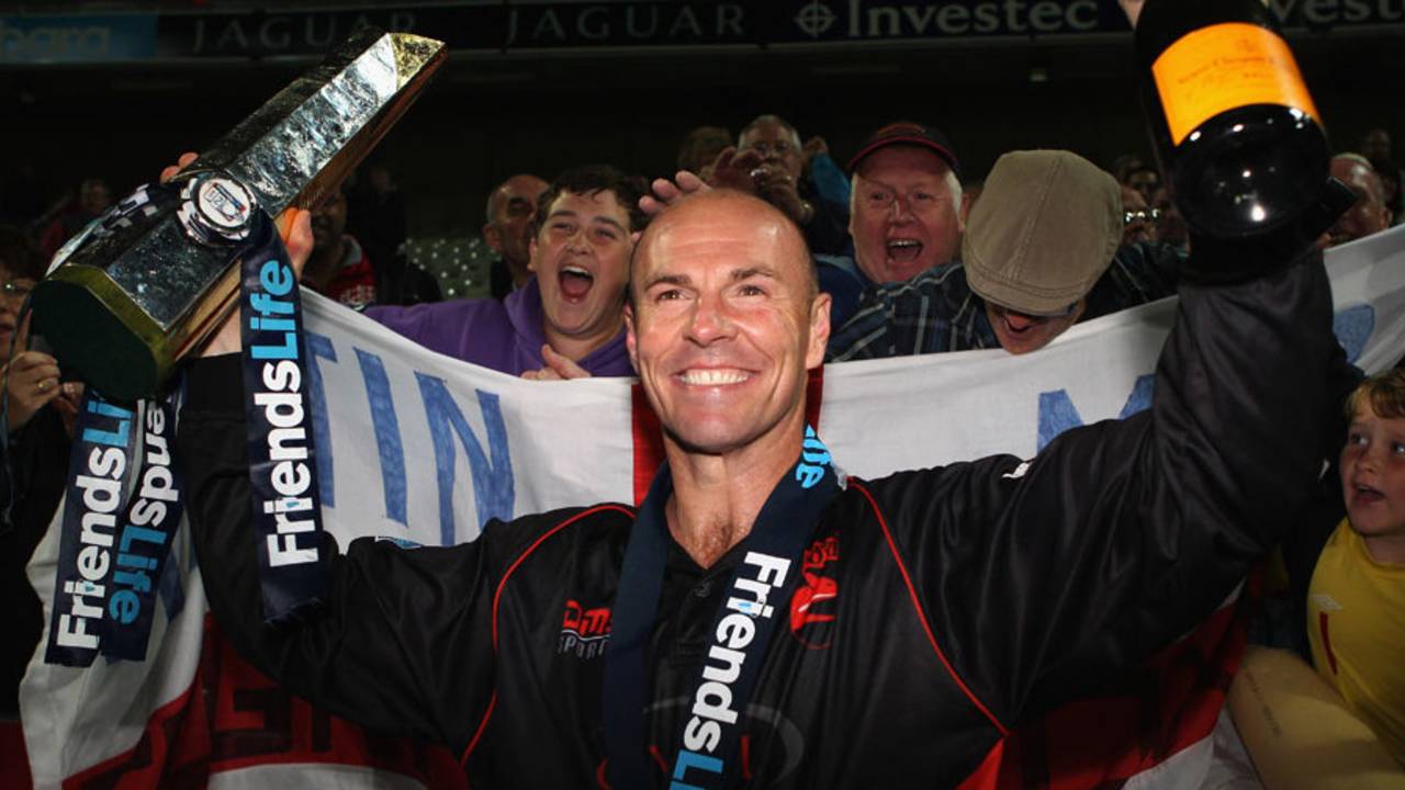Paul Nixon celebrates a Leicestershire triumph with the fans, Leicestershire v Somerset, Final, Friends Life t20, Edgbaston, August 27 2011