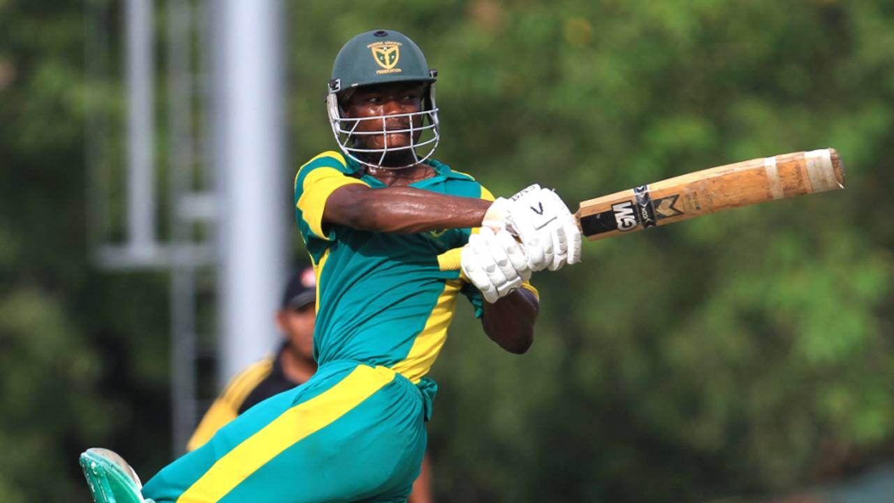 Ademola Onikoyi on the pull, Malaysia v Nigeria, World Cricket League Division Six, Kuala Lumpur, September 18 2011