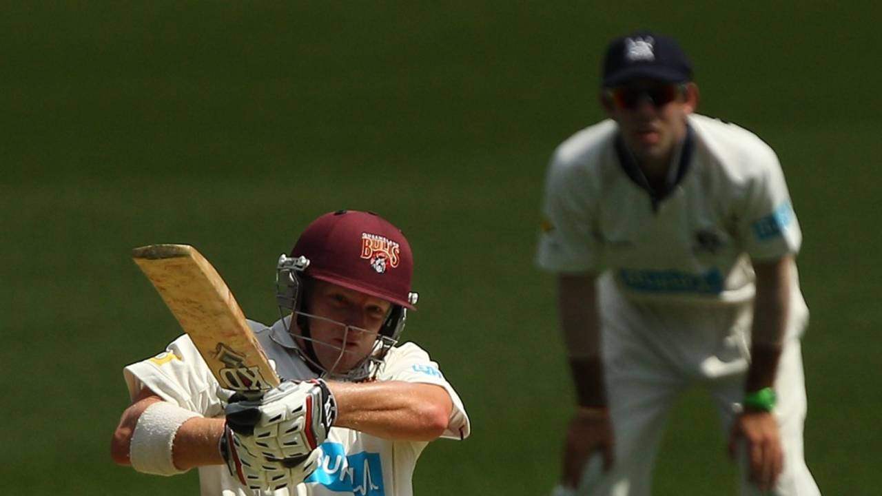 Andrew Robinson batting during his 78, Queensland v Victoria, day one, Sheffield Shield, Brisbane, October 11