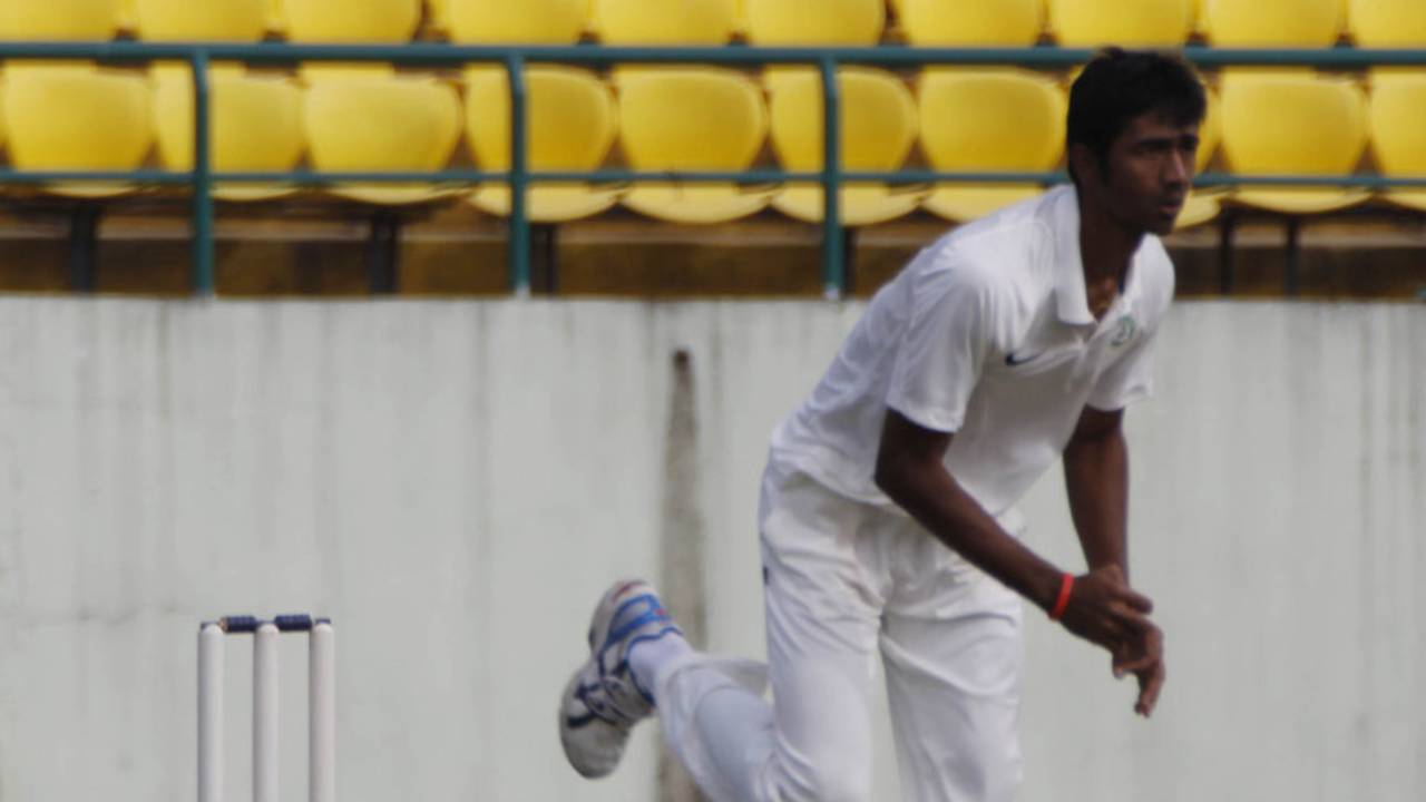Amol Jungade picked up five wickets