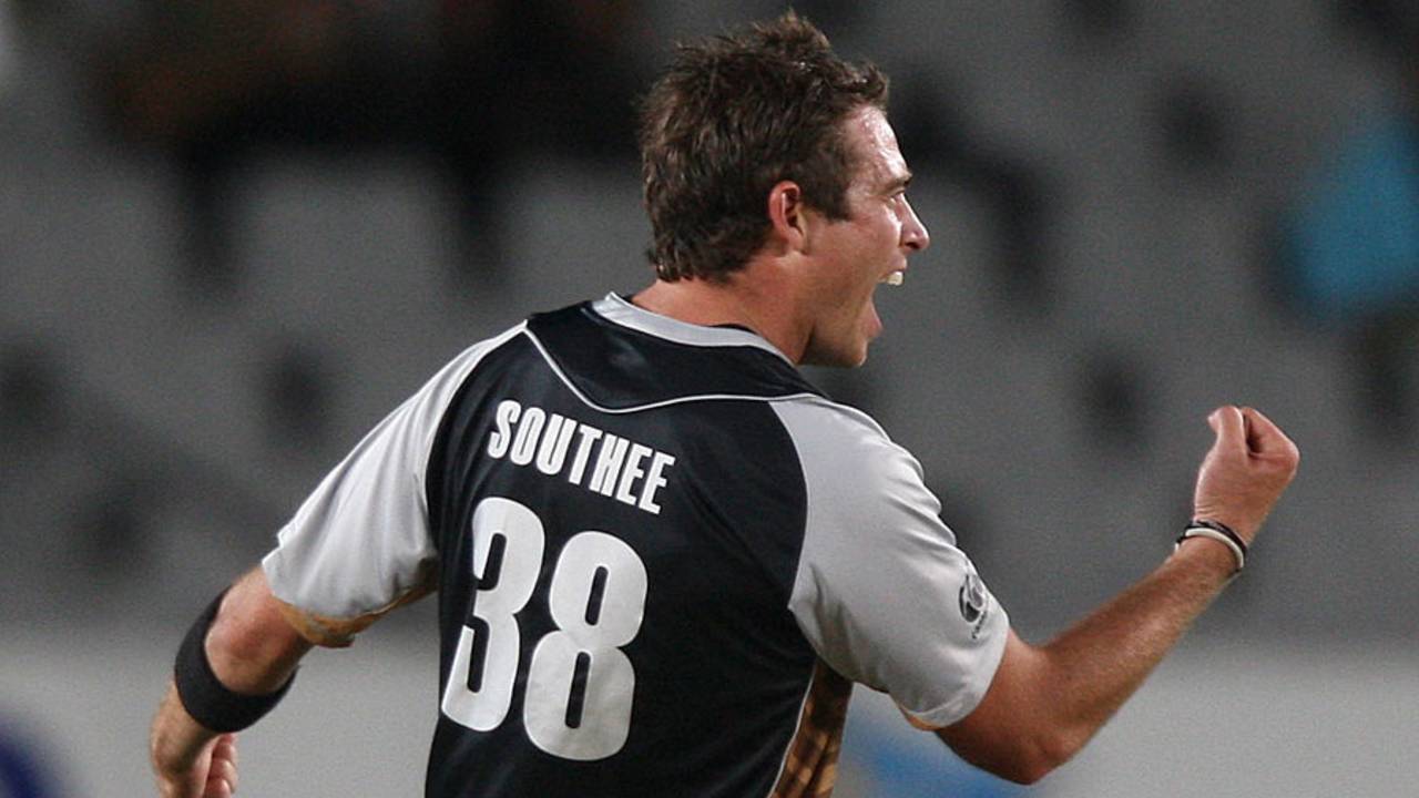 Tim Southee celebrates a wicket, New Zealand v South Africa, 3rd Twenty20, Auckland, February 22, 2012