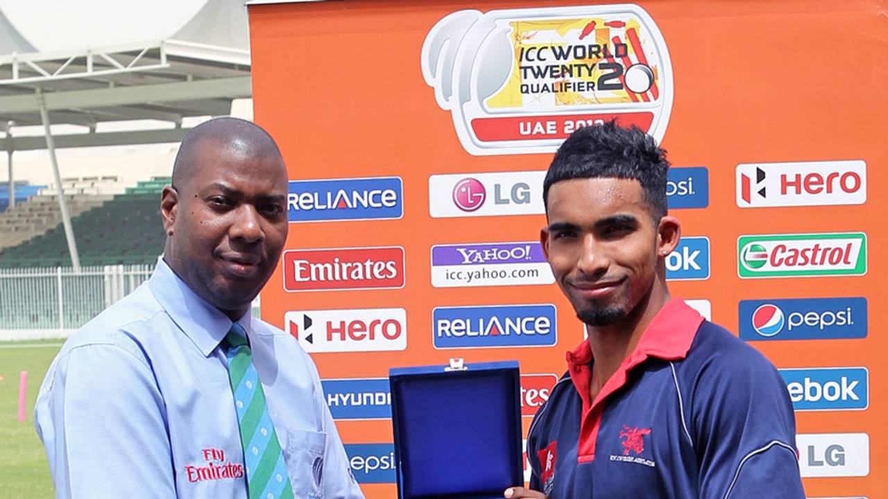 Irfan Ahmed with his Man of the Match Award
