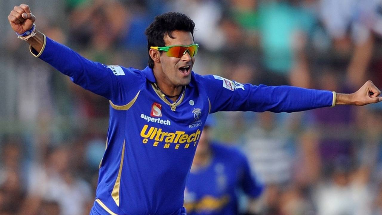 Ajit Chandila is ecstatic after claiming Robin Uthappa for his hat-trick, Rajasthan Royals v Pune Warriors, IPL, Jaipur, May 13, 2012