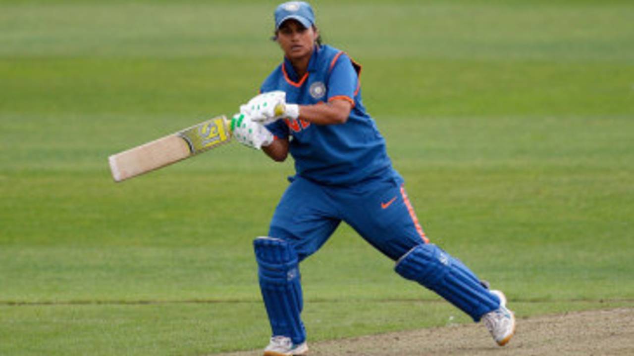 Amita Sharma lifted India to 129, England Women v India Women, 2nd ODI, Taunton, July 4, 2012