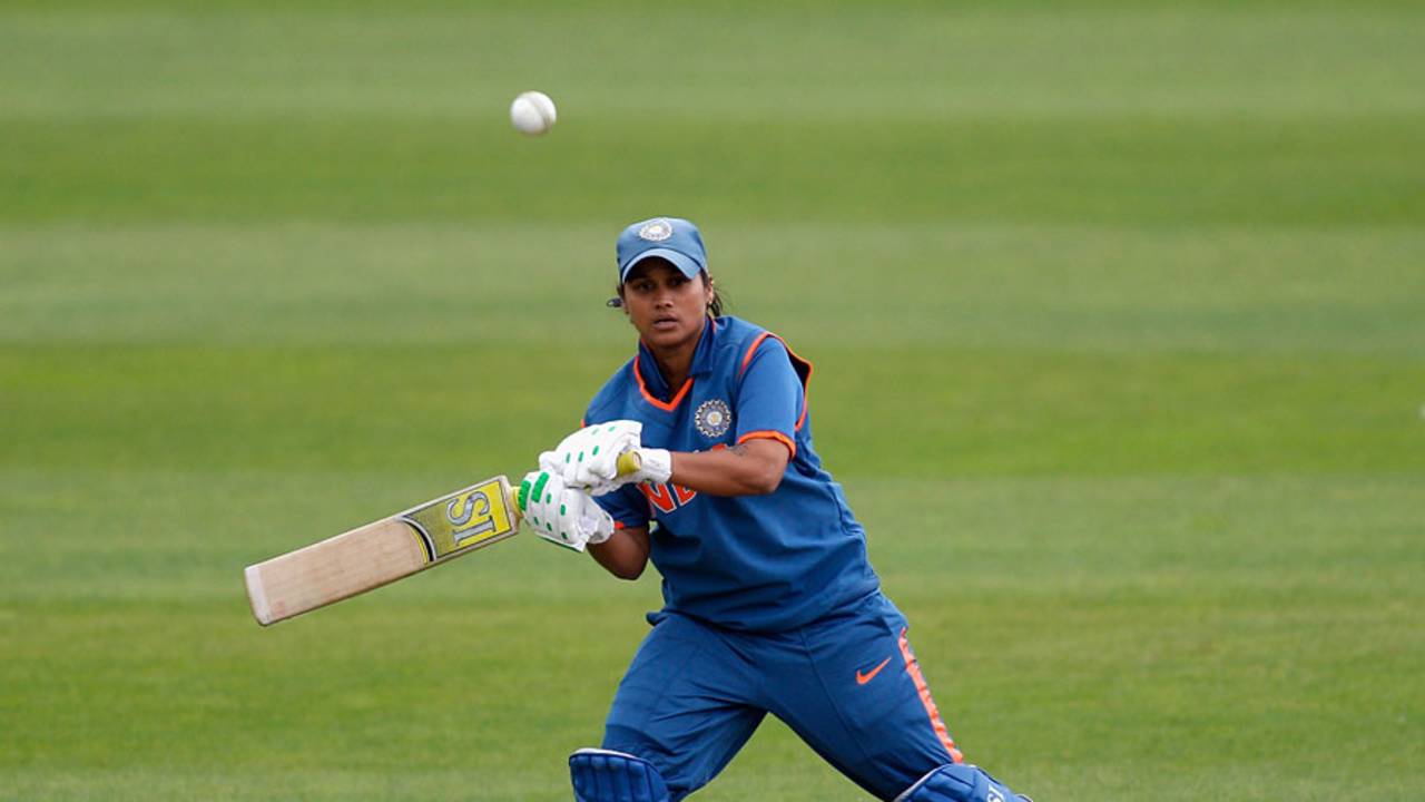 Amita Sharma lifted India to 129
