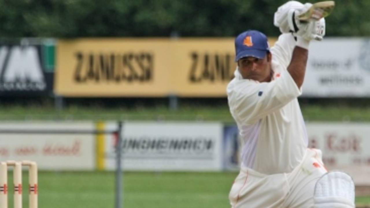 Shahbaz Bashir scored his maiden century, Netherlands v UAE, Intercontinental Cup, 3rd day, Deventer, July 16, 2012