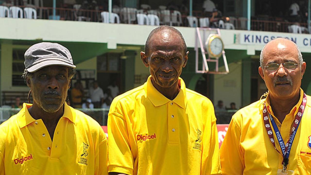 Former Jamaica and West Indies players Uton Dowe, Richard Austin and Jeff Dujon during the Jamaica 50 parade, Sabina Park, August 4, 2012