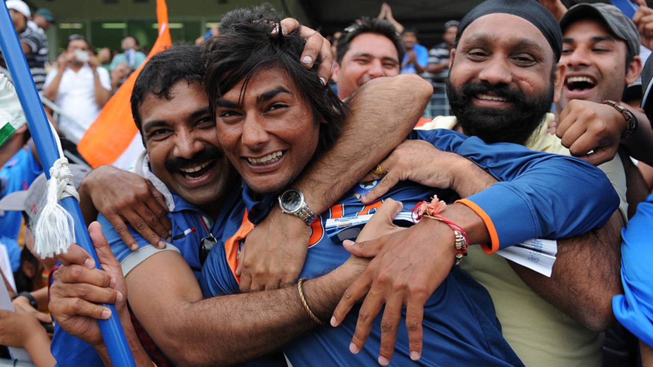 Kamal Passi celebrates the win with some Indian fans, Australia v India, ICC U-19 World Cup, final, Townsville, August 26, 2012