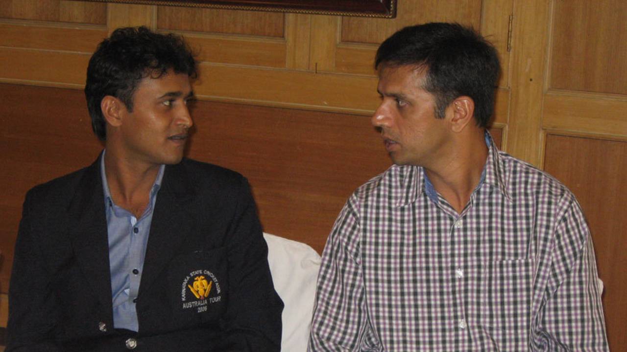 File photo: Former Karnataka players Thilak Naidu with Rahul Dravid in 2012&nbsp;&nbsp;&bull;&nbsp;&nbsp;ESPNcricinfo Ltd
