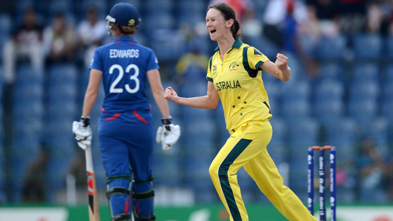 Julie Hunter celebrates dismissing Laura Marsh, Australia v England, final, Women's World Twenty20, Colombo, October 7, 2012